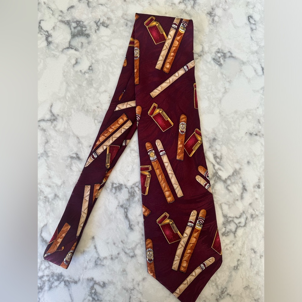 Novelties by Roffe cigar neck tie